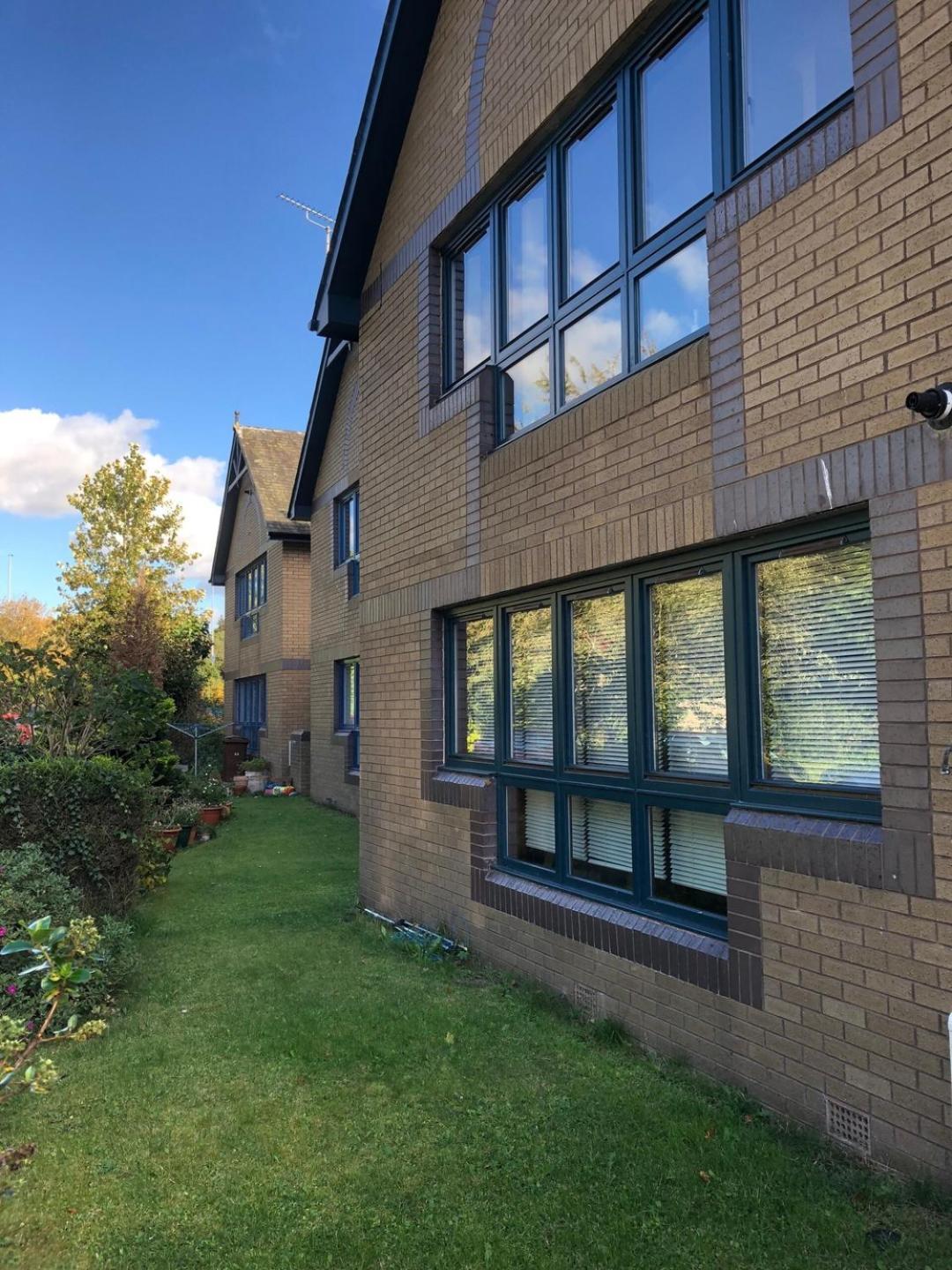 Ferienwohnung NEW Super 2BD Flat near Dalkeith Town Centre Exterior foto